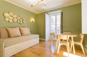 Historical Center, Large 2 Bedroom Apartment, Bright & Stylish